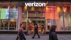 Verizon Customers Eligible for Up to $100 Settlement Money Here's How to Claim Your Payout