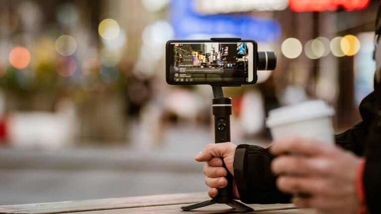 5 Tips to Enhance Video on Mobile Phones and Take it to the Next Level